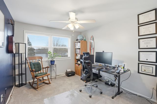 2417 Canterbury Place, Schererville, IN 46375