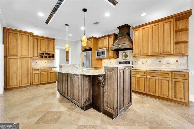 8155 Saint Marlo Country Club Parkway, Duluth, GA 30097