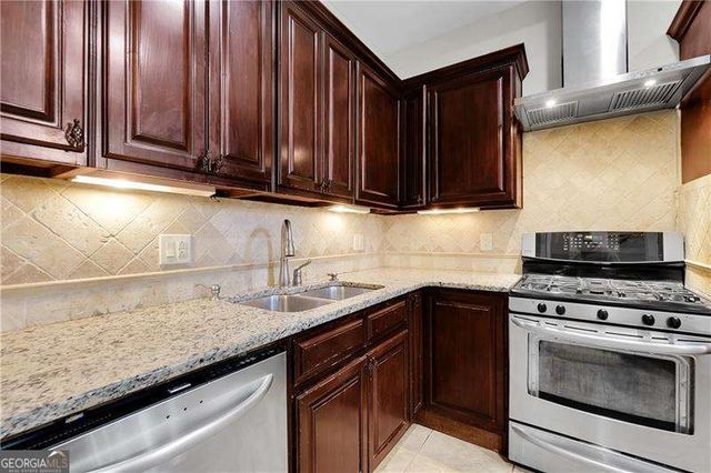 8155 Saint Marlo Country Club Parkway, Duluth, GA 30097