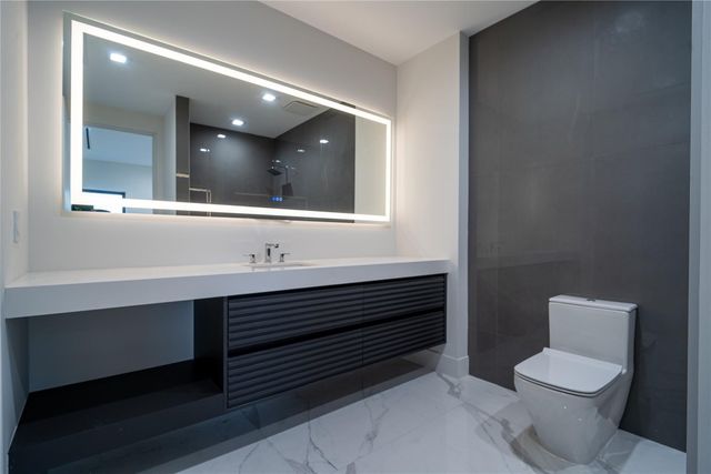 508 NE 9th Avenue, Fort Lauderdale, FL 33301