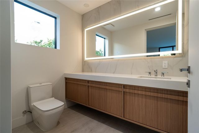 508 NE 9th Avenue, Fort Lauderdale, FL 33301