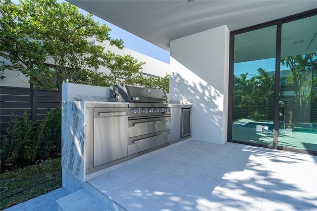 508 NE 9th Avenue, Fort Lauderdale, FL 33301