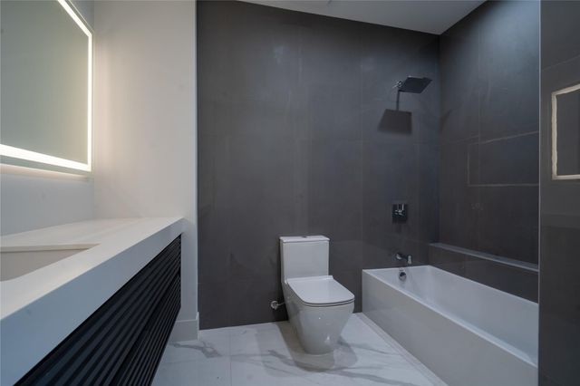 508 NE 9th Avenue, Fort Lauderdale, FL 33301