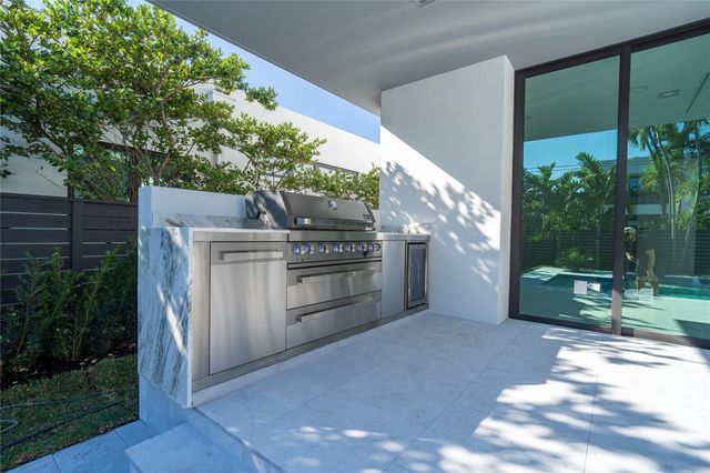 508 NE 9th Avenue, Fort Lauderdale, FL 33301