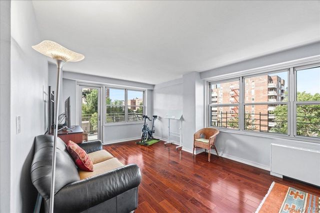 555 Kappock Street 7E, Bronx, NY 10463