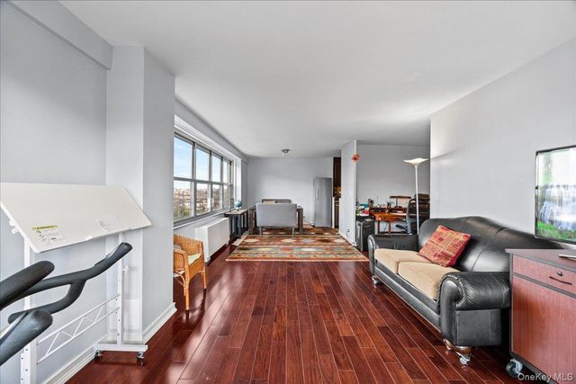 555 Kappock Street 7E, Bronx, NY 10463
