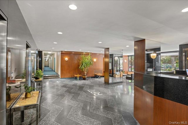 555 Kappock Street 7E, Bronx, NY 10463