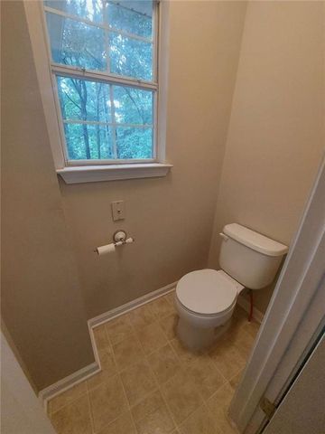 2737 Crestworth Lane, Buford, GA 30519