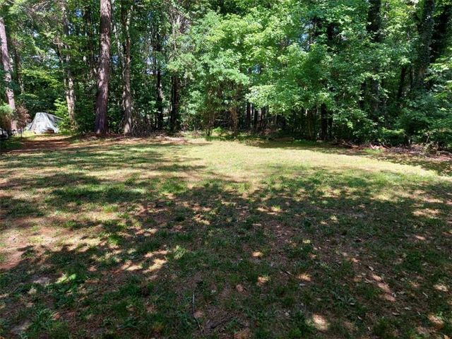 2737 Crestworth Lane, Buford, GA 30519