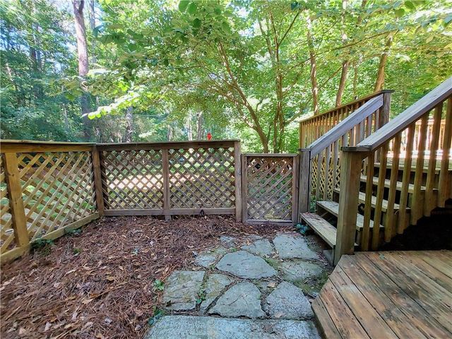 2737 Crestworth Lane, Buford, GA 30519