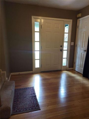 2737 Crestworth Lane, Buford, GA 30519