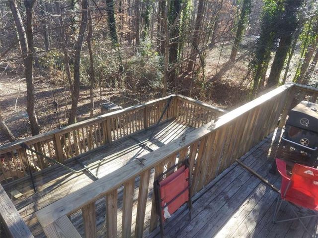 2737 Crestworth Lane, Buford, GA 30519