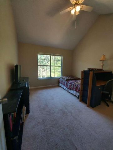 2737 Crestworth Lane, Buford, GA 30519