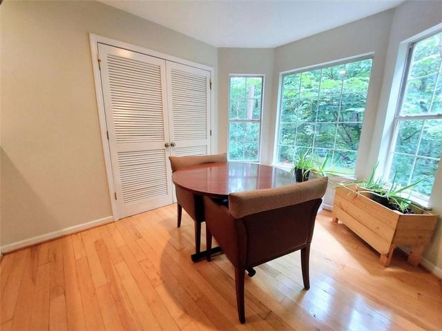 2737 Crestworth Lane, Buford, GA 30519