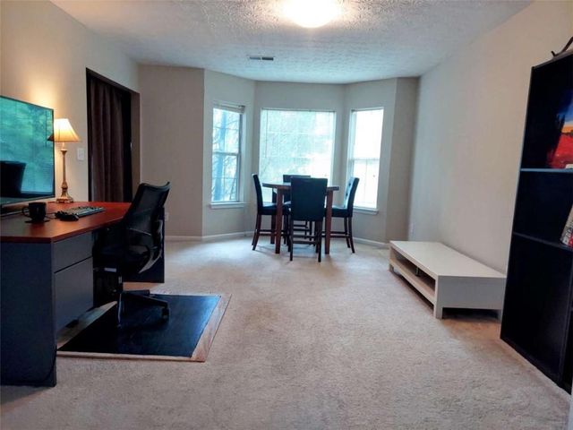 2737 Crestworth Lane, Buford, GA 30519