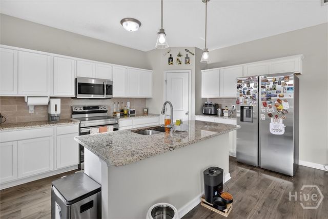 217 W W Winn Avenue, Hinesville, GA 31313
