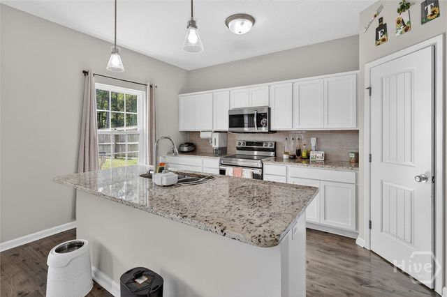 217 W W Winn Avenue, Hinesville, GA 31313