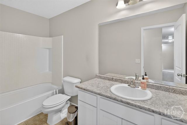217 W W Winn Avenue, Hinesville, GA 31313
