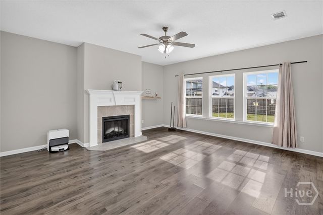 217 W W Winn Avenue, Hinesville, GA 31313