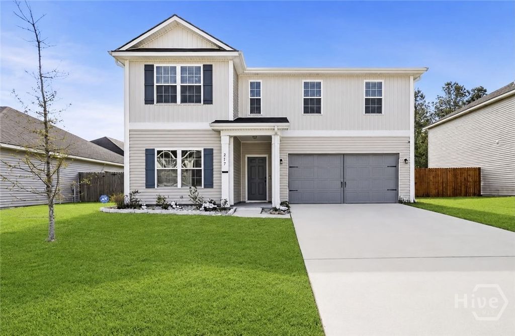217 W W Winn Avenue, Hinesville, GA 31313