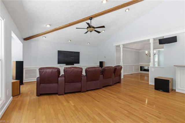 111 Manassas LOOP, Yorktown, VA 23693
