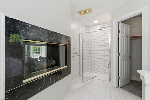 111 Manassas LOOP, Yorktown, VA 23693