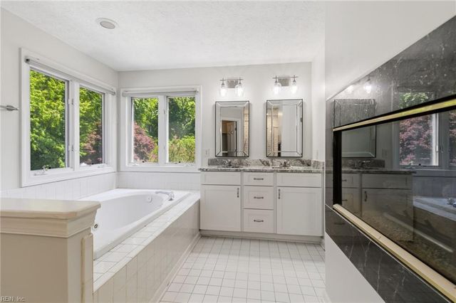 111 Manassas LOOP, Yorktown, VA 23693