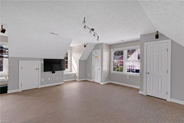 111 Manassas LOOP, Yorktown, VA 23693