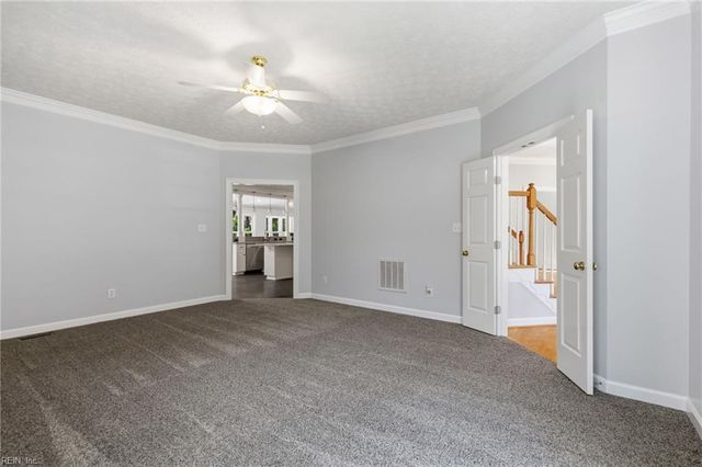 111 Manassas LOOP, Yorktown, VA 23693