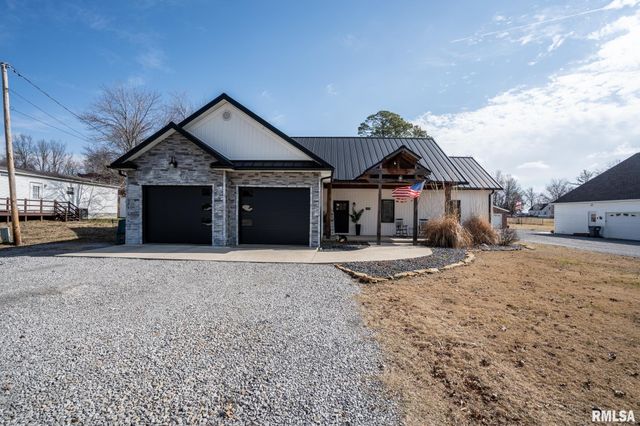 1108 MAIN Street, Carterville, IL 62918