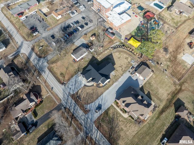 1108 MAIN Street, Carterville, IL 62918
