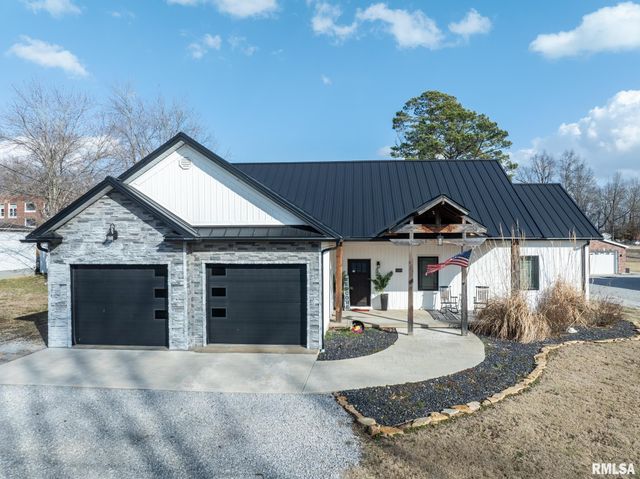 1108 MAIN Street, Carterville, IL 62918