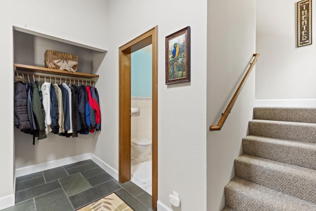 1222 Fruitvale Rd, Lincoln, CA 95648