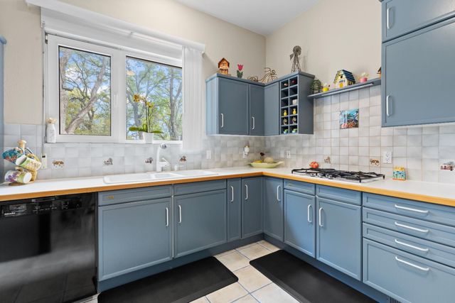 1222 Fruitvale Rd, Lincoln, CA 95648