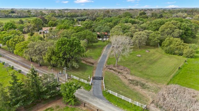 1222 Fruitvale Rd, Lincoln, CA 95648