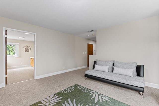 1222 Fruitvale Rd, Lincoln, CA 95648