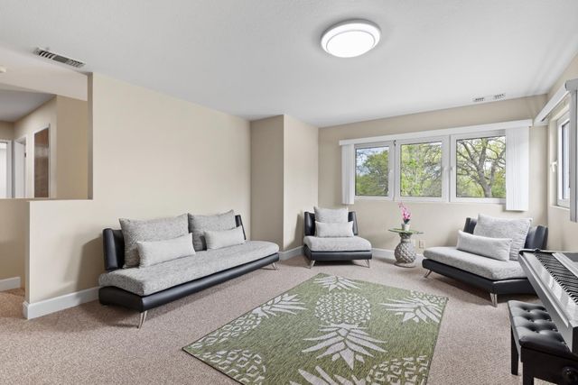 1222 Fruitvale Rd, Lincoln, CA 95648