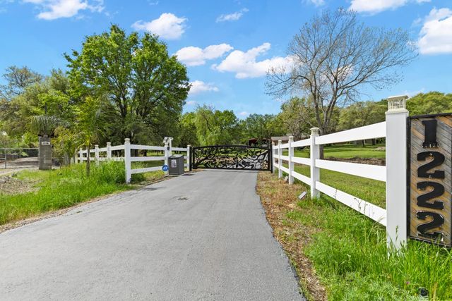 1222 Fruitvale Rd, Lincoln, CA 95648