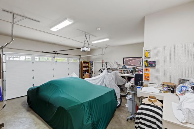 1222 Fruitvale Rd, Lincoln, CA 95648