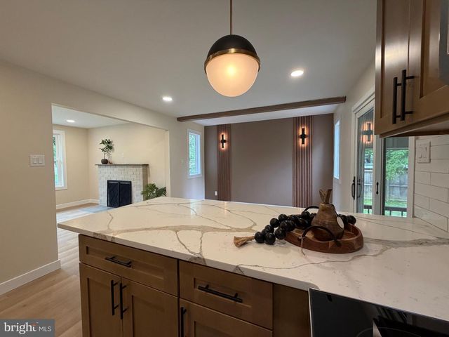1536 PARK DR, Jamison, PA 18929