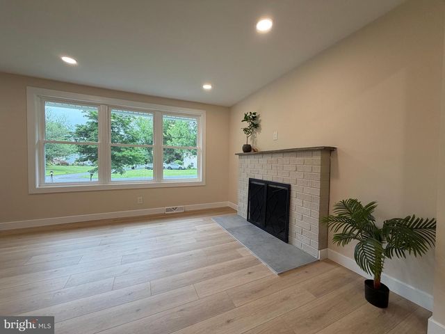 1536 PARK DR, Jamison, PA 18929