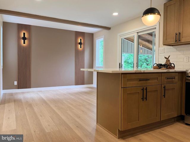 1536 PARK DR, Jamison, PA 18929