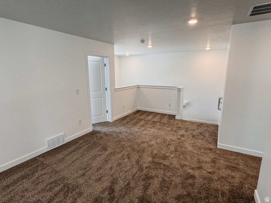 Image 13 of property listing at 2043 N HIGH UINTAS LN #103, Heber City, UT 84032