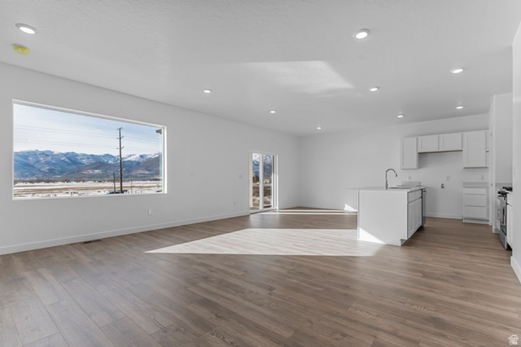 Image 7 of property listing at 2043 N HIGH UINTAS LN #103, Heber City, UT 84032