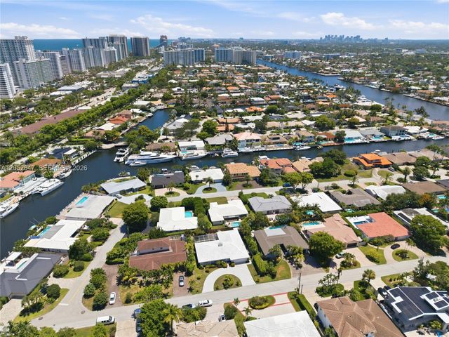 8 Castle Harbor Island, Fort Lauderdale, FL 33308