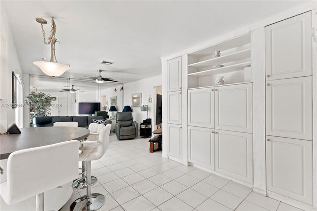 8 Castle Harbor Island, Fort Lauderdale, FL 33308