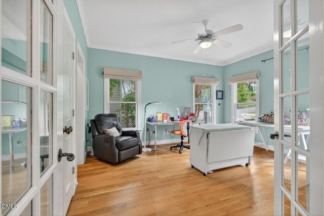 302 Edgewater Circle, Chapel Hill, NC 27516