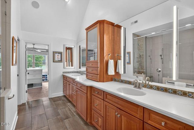 302 Edgewater Circle, Chapel Hill, NC 27516