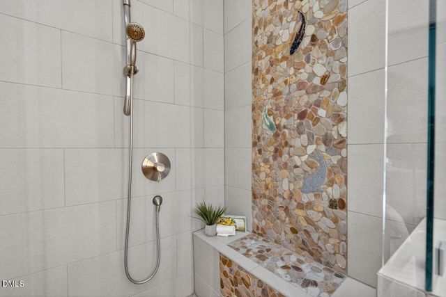 302 Edgewater Circle, Chapel Hill, NC 27516