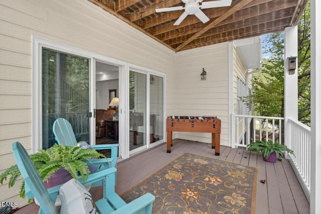 302 Edgewater Circle, Chapel Hill, NC 27516